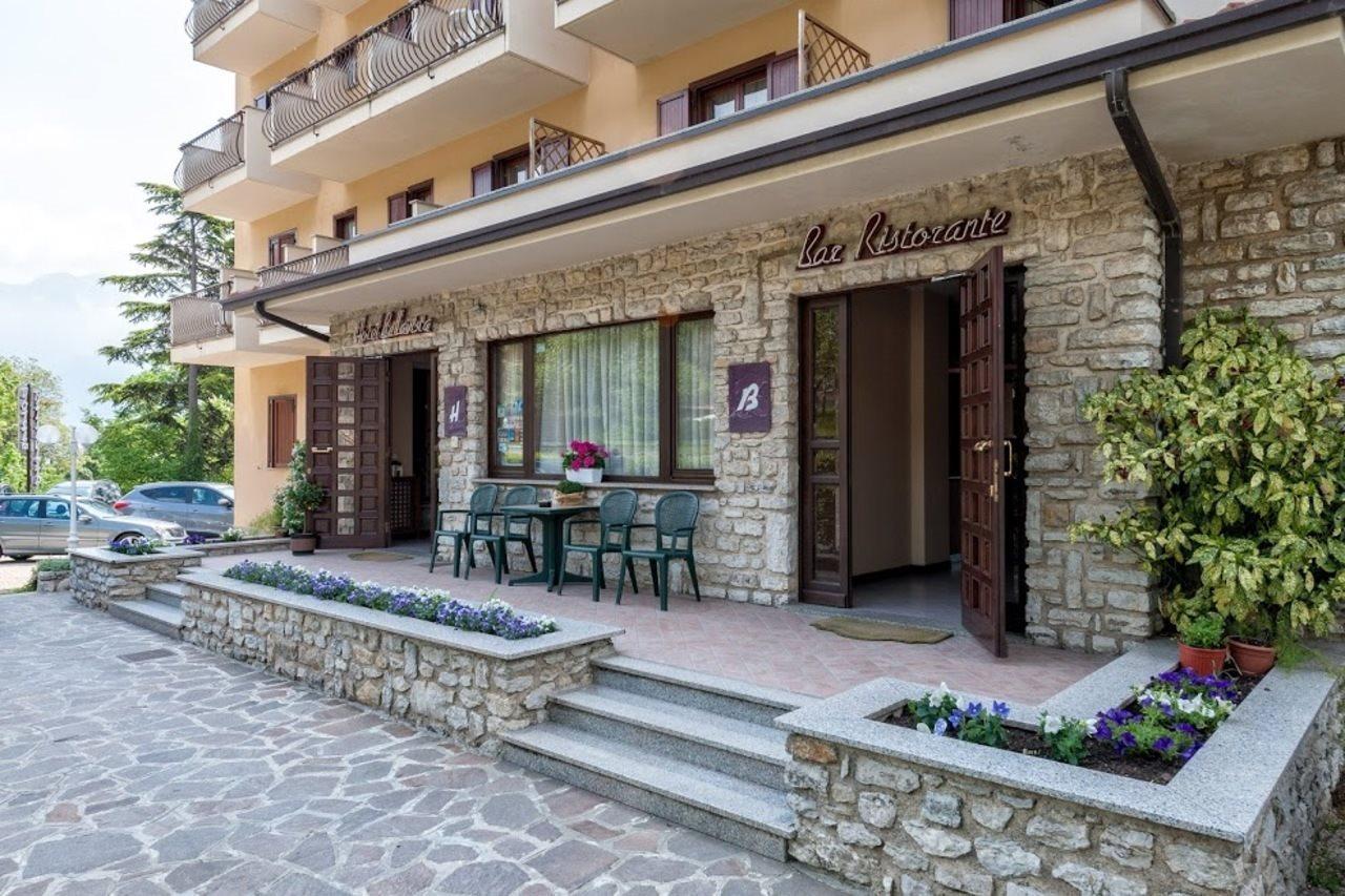 Hotel Bellavista ติญญาเล ภายนอก รูปภาพ