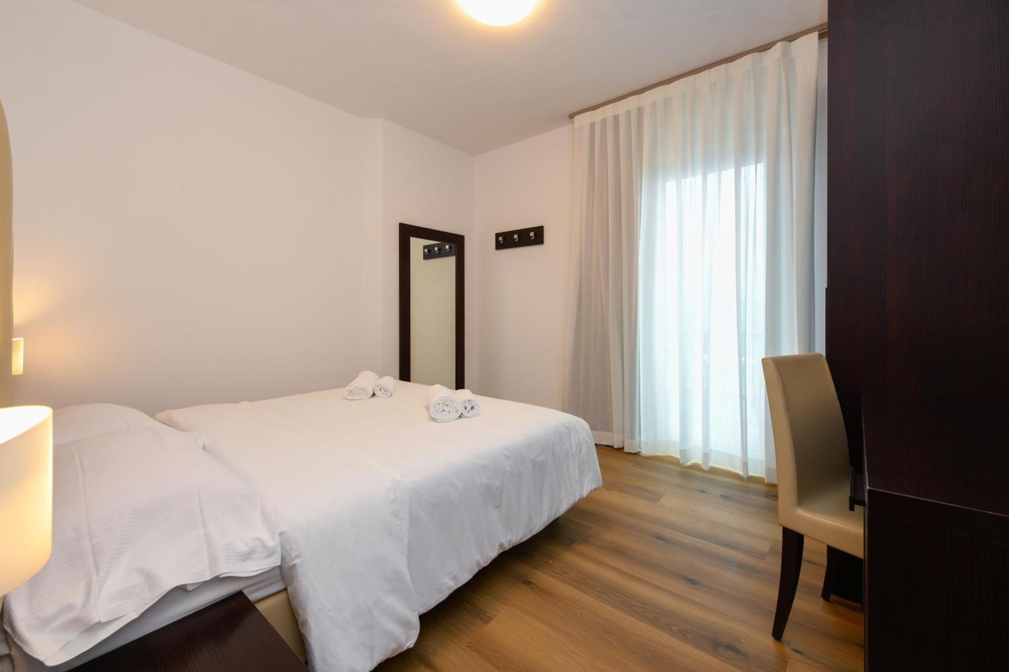 Hotel Bellavista ติญญาเล ภายนอก รูปภาพ