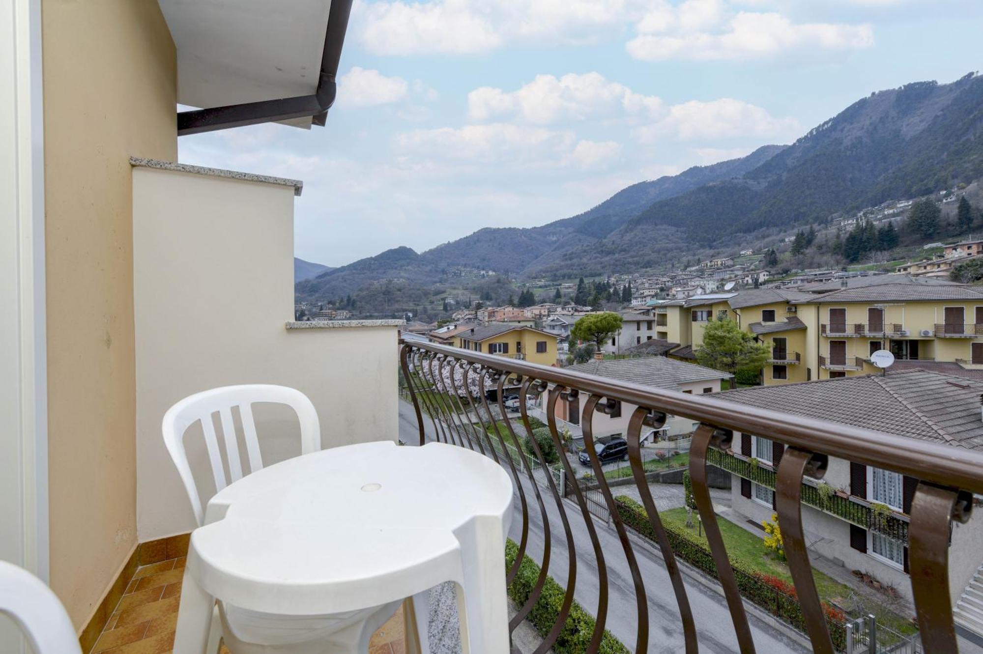 Hotel Bellavista ติญญาเล ภายนอก รูปภาพ