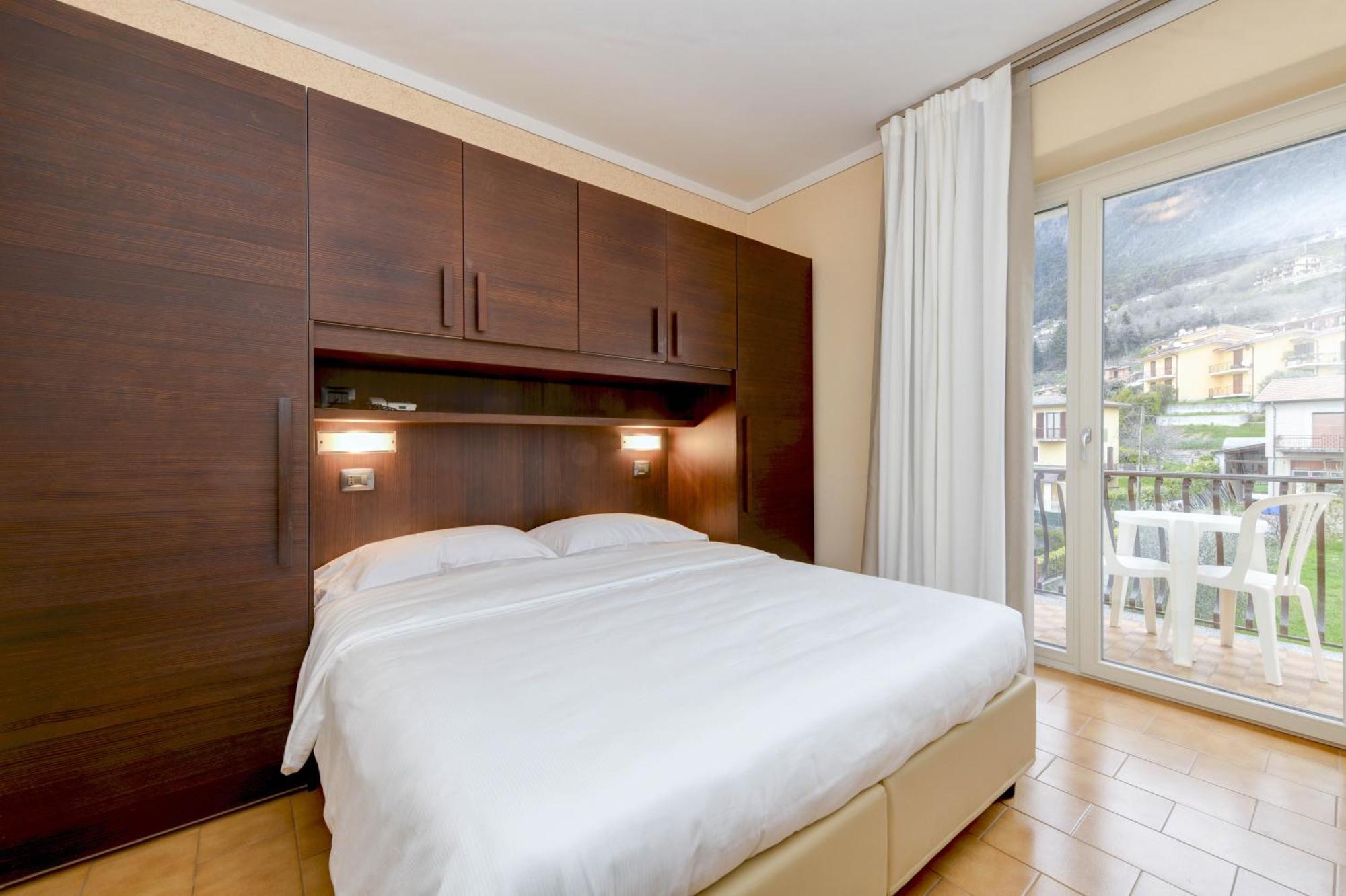 Hotel Bellavista ติญญาเล ภายนอก รูปภาพ